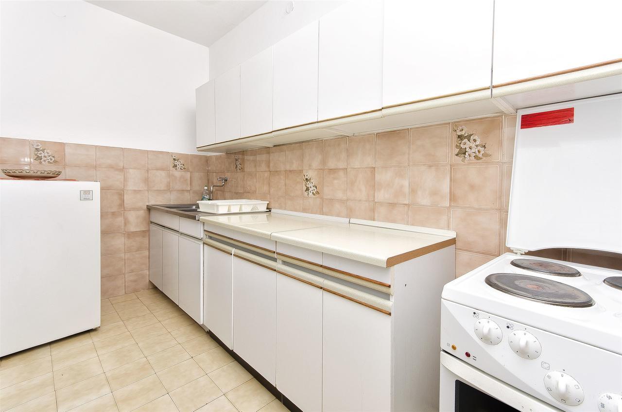 Apartment Niko Vodice Bagian luar foto